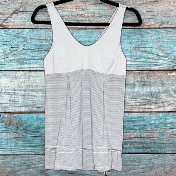 Lululemon Hustle & Bustle Tank Top 6 Grey Striped Drawcord Waist Cinch Athletic - Picture 2 of 15